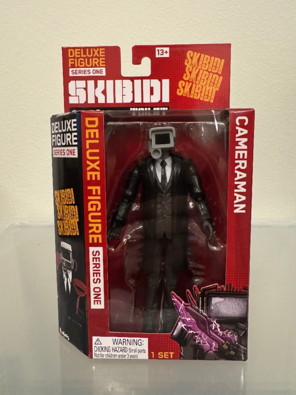 Skibidi Toilet Cameraman Deluxe 6in Figure Series 1 Bonkers New